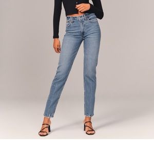 High Rise Mom Jean Abercrombie & Fitch curve love